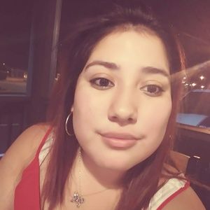 Meet your Posher, Analydia